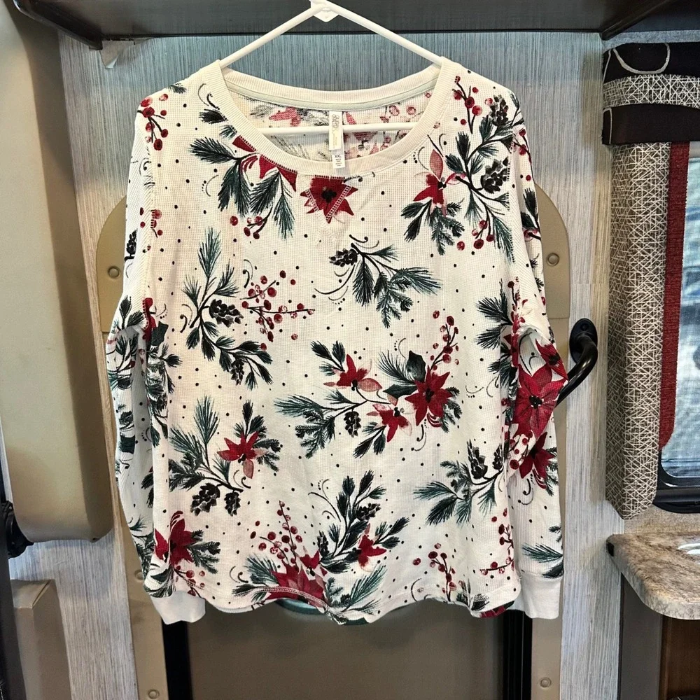 Gilligan & O'Malley Womens XL Poinsettia Waffle Knit Pajama Set Holiday Floral